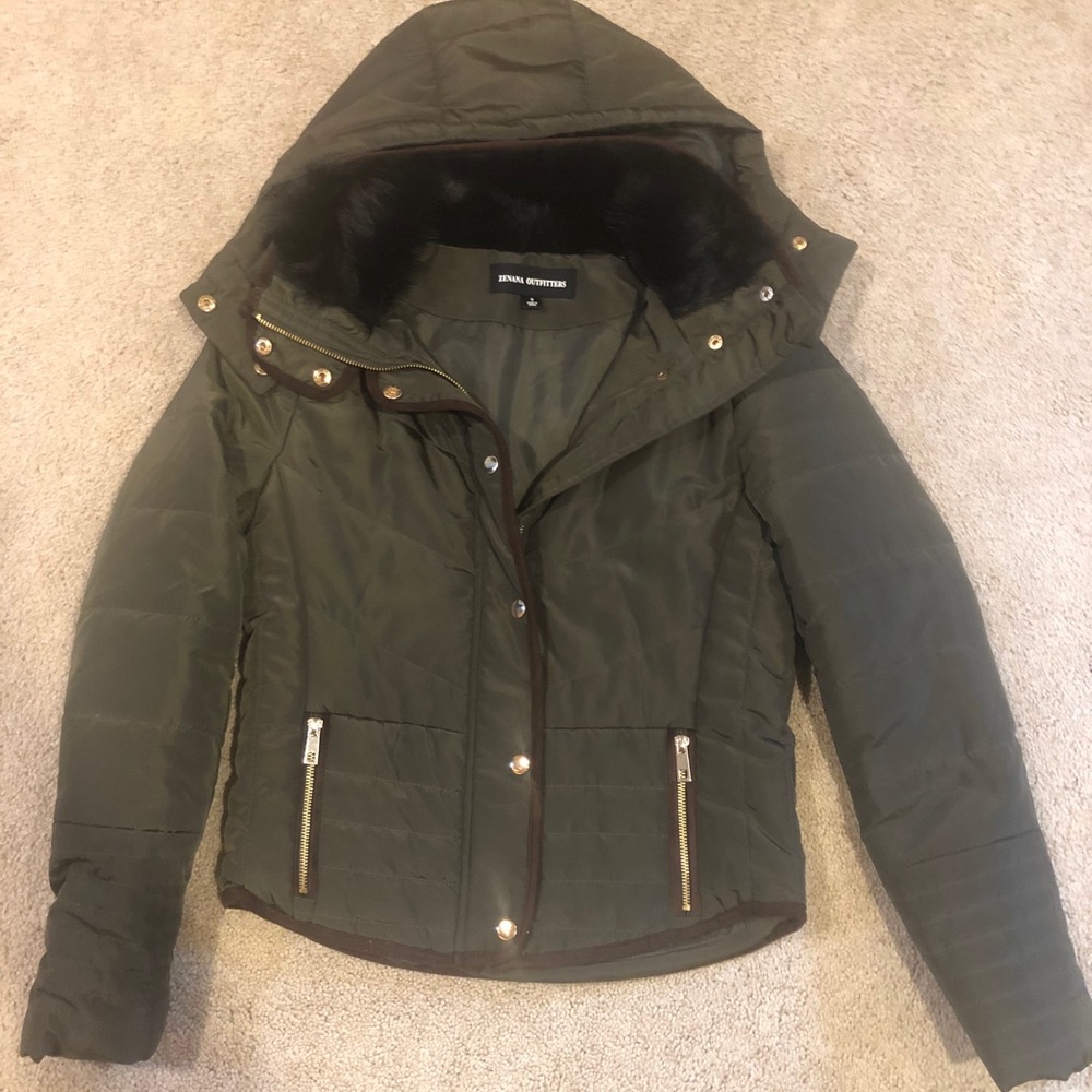 NEW Women’s jacket.